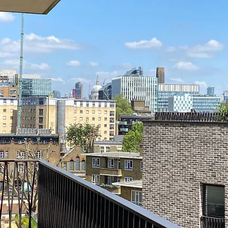 Club White Bridge One Bedroom *