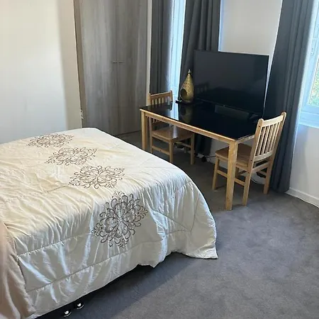 La Casa Place Apartment London