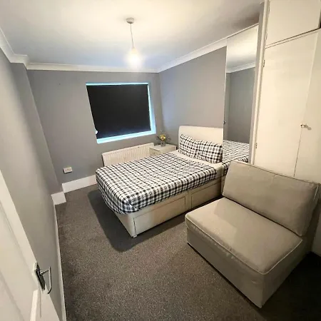 Aprt 10mins Walk From The Shard! Apartamento