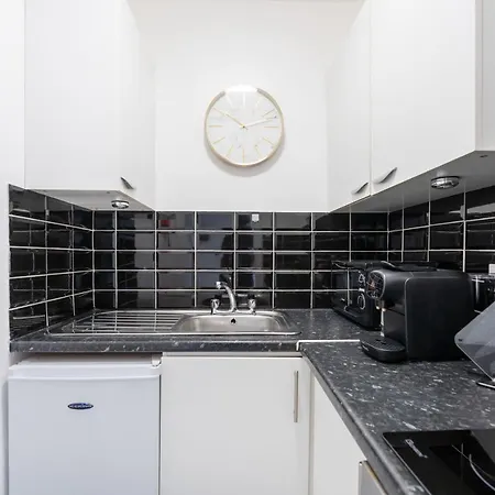 King's Cross Apartment