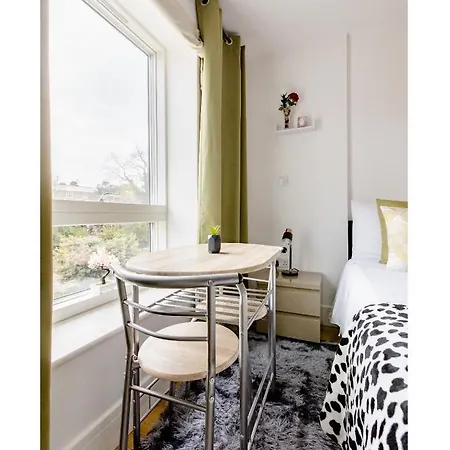 Homestay Charlotte Double *