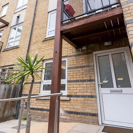 Luxury 5bd Guest house London