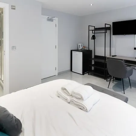 Luxury 5bd * London