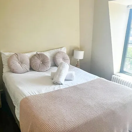 Flat 1 Hendon