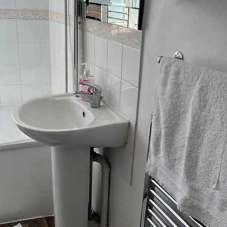 Flat 1