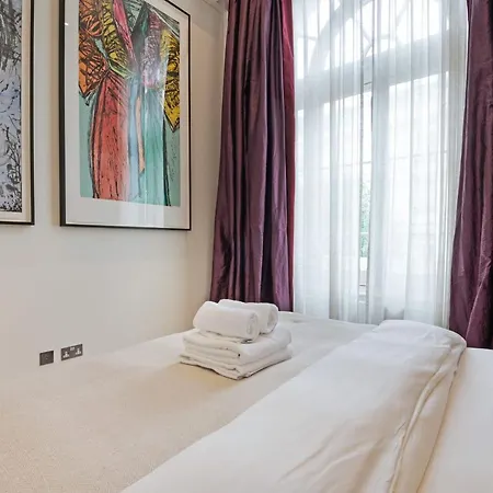 The Artists Hideaway-2 Bed Mezzanine In Paddington * London