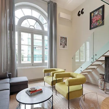 The Artists Hideaway-2 Bed Mezzanine In Paddington * London