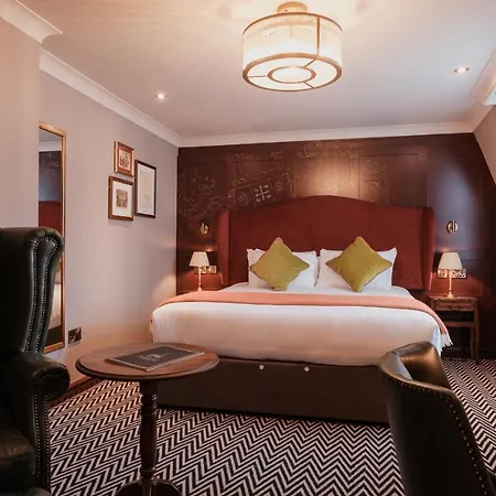 The Sanctuary House 3*