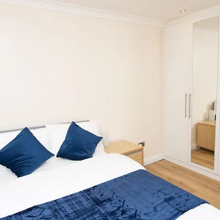 Apartment Evergreen Apartments-flat 5, *