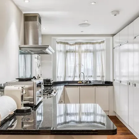 Apartment Modern 2 Bedrooms 2bathrooms Behind Nobu