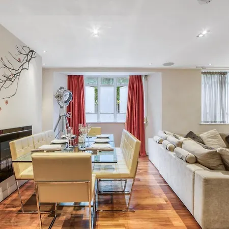 Modern 2 Bedrooms 2bathrooms Behind Nobu