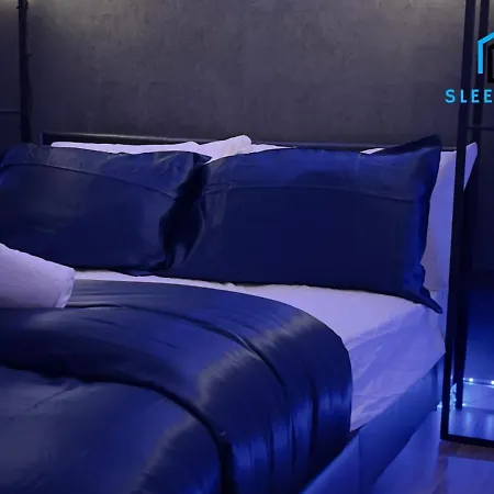 Exclusive Offers L Last-Minute Escape L Luxury & Spacious 2 Bedroom Flat Families Business Relocation Sleepova Short Lets & Serviced Accommodation *
