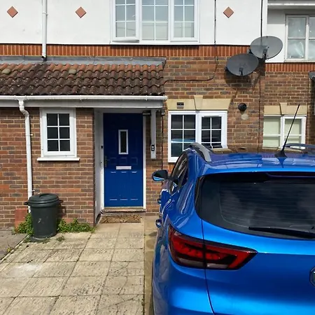 Homestay Ensuite Near Canal