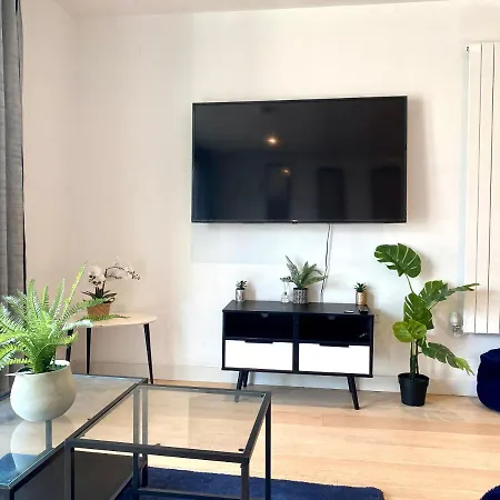 Apartment Md : Stunning 2 Bedroom 2 Bath - Royal Docks