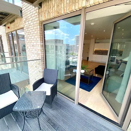 Apartment Md : Stunning 2 Bedroom 2 Bath - Royal Docks