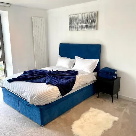 Md : Stunning 2 Bedroom 2 Bath - Royal Docks Apartment