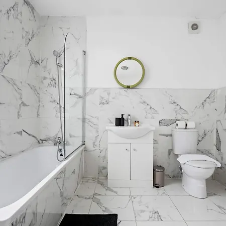 Casa vacanze Parea Living - Hackney, 4-bedroom Victorian House W Big Garden Londra