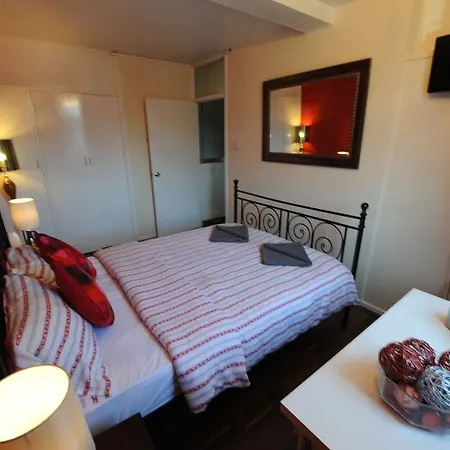 Bloomfield Bed & Breakfast London
