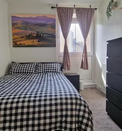 Homestay Cozy Central - Zone 2 - Stockwell