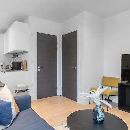 Livestay-modern Next To Wembley Stadium Apartment