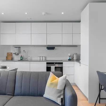 Livestay-modern Next To Wembley Stadium London