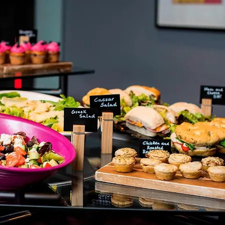 Aloft Excel Hotell 4*