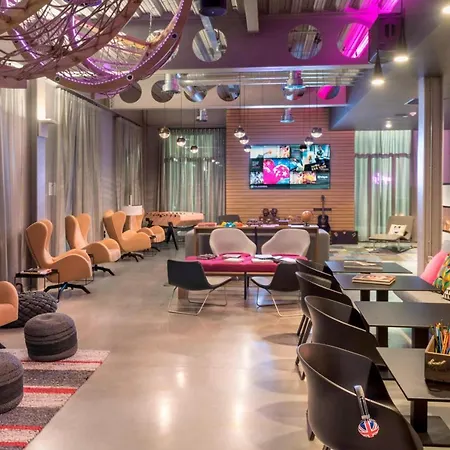 Hotel Moxy Excel Londres