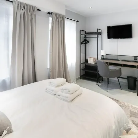 Luxury 5bd Guest house