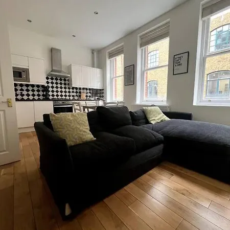 1-bed Flat In Historic Camden