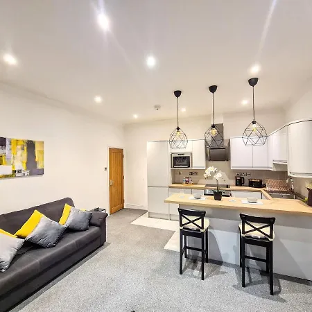 Stunning 2 Bed 2 Bath Luxury Apartment! Apartment
