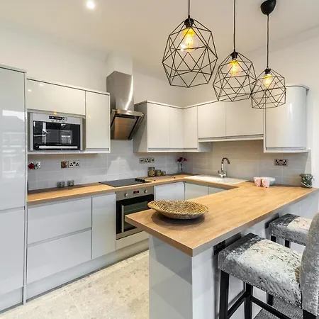 Stunning 2 Bed 2 Bath Luxury Apartment! Apartment