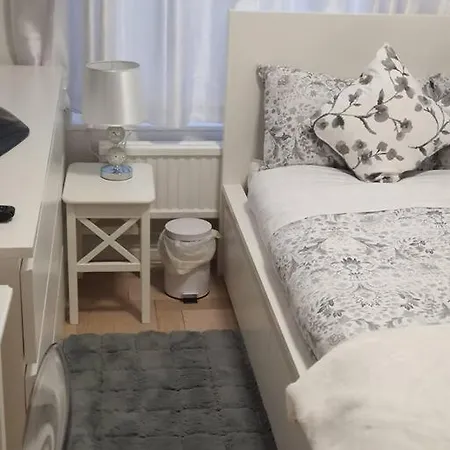 2 Bedroom Flat In Vauxhall, Apartment *