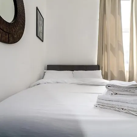 Guestready - Relaxing Hotel-style * London