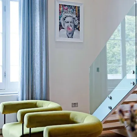 The Artists Hideaway-2 Bed Mezzanine In Paddington *