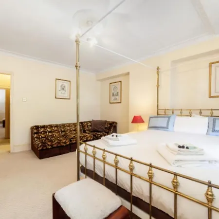 Remarkable 3-bedroom In Apartment