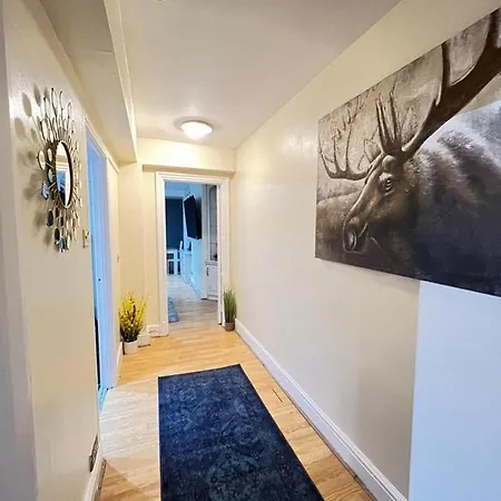 Comfy 2 Bedroom Flat Edgware Road * Londres