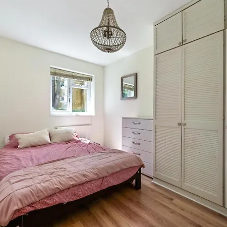 29 Smithwood Close *