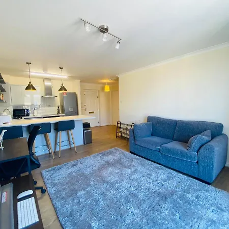 Best Deal - 1bed In Canary Wharf With Parking London
