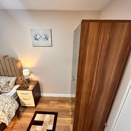 Canary Wharf Single Double And En-suite * Londyn