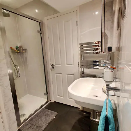 1 Bed Flat Near Little Venice And Paddington * London