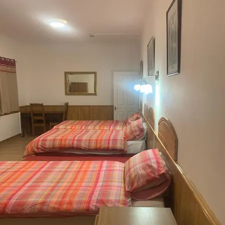 Guest house The Dharma Enfield
