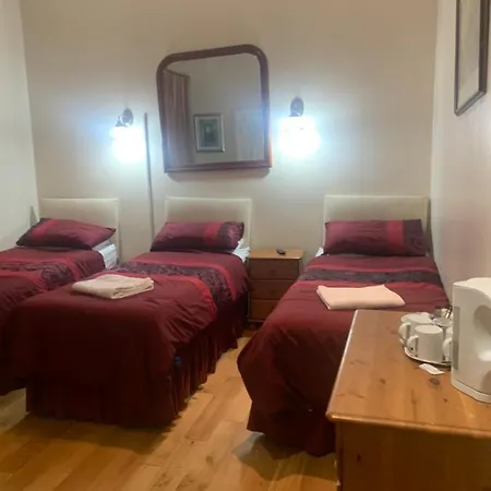 The Dharma Guest house Enfield