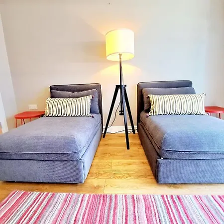 Tottenham Spur Hideaway Apartamento *