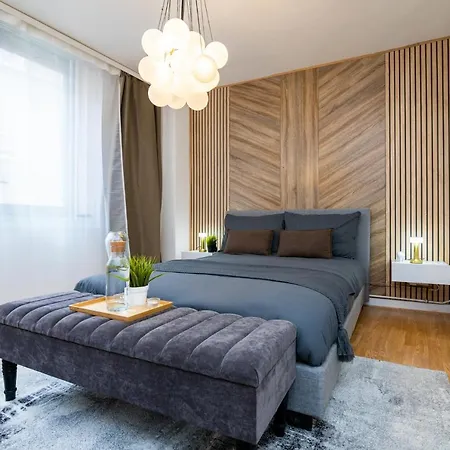 Apartment Charming Gem Ii 2bd 2ba Retreat London