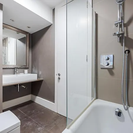 Charming 1 Bedroom In Knightsbridge Luxury And Prime Location London