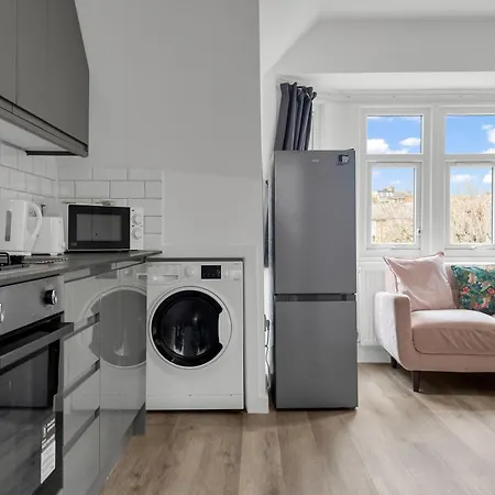 Apartment Modern In South West Wandsworth London