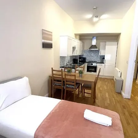 Holiday home Camden Budget Suites - Next To Station And Camden Market
