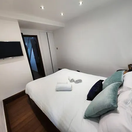 Apartment Unique Luxury In The Heart Of London. Air Conditioned With Private Garden *