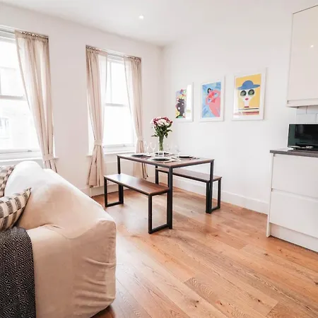 Apartment Modern & Spacious 1 Bedroom Clapham Junction Flat London
