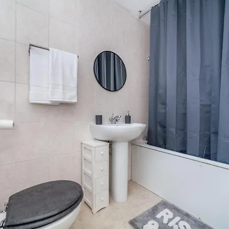 Apartment One Bedroom Flat In The Heart Of Brixton London